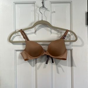 Victoria’s Secret bra push-up 34A brand new